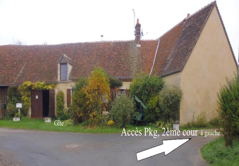 Gite De La Galaisiere Preaux  Exterior photo