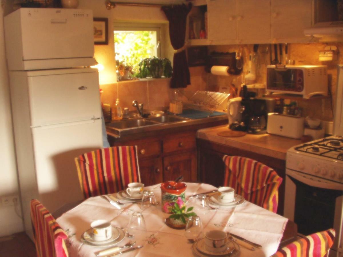 Gite De La Galaisiere Preaux  Exterior photo